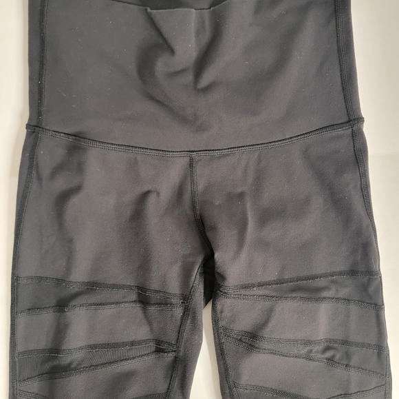 Lululemon Sz 6 Leggings Sheer Mesh Pannels Full Length High Rise High Times - Picture 3 of 7